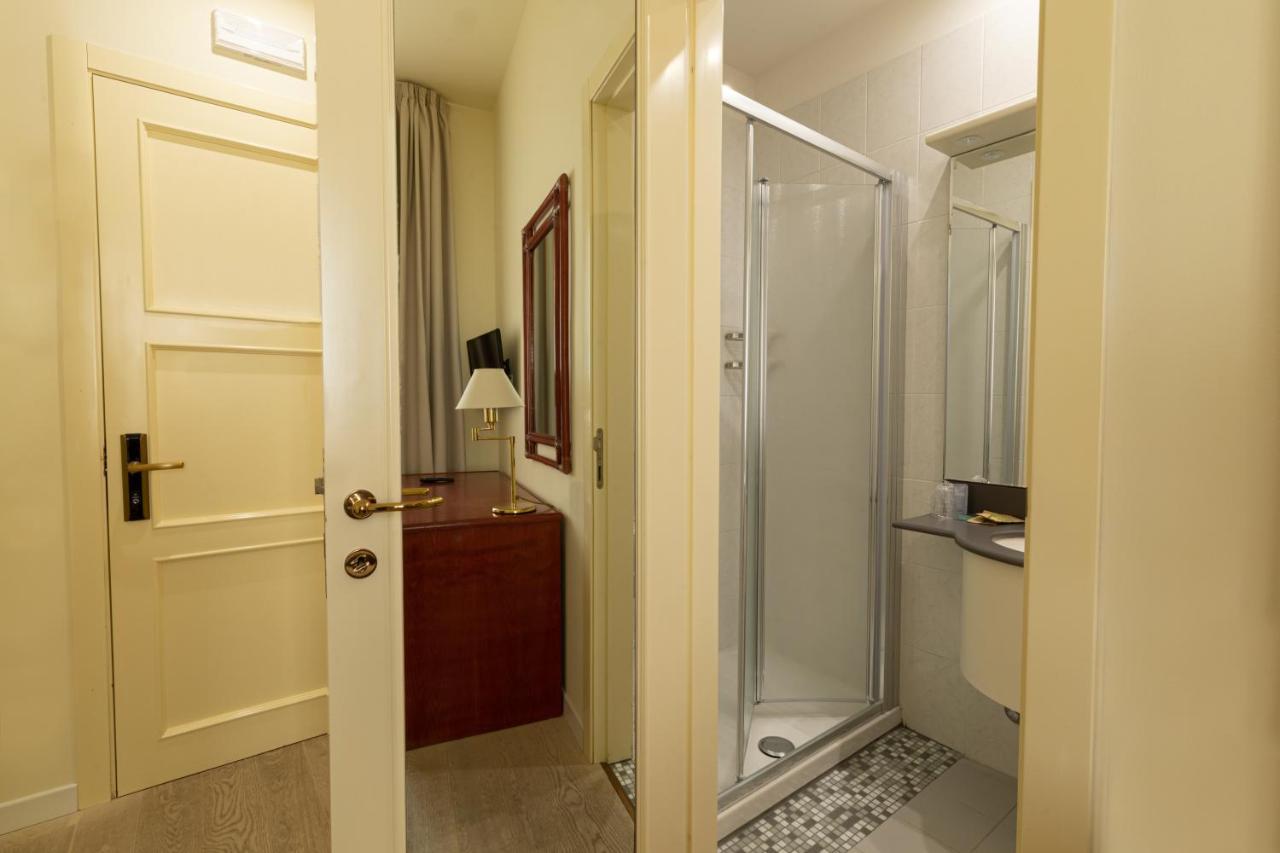 Hotel Enzo Porto Recanati Extérieur photo