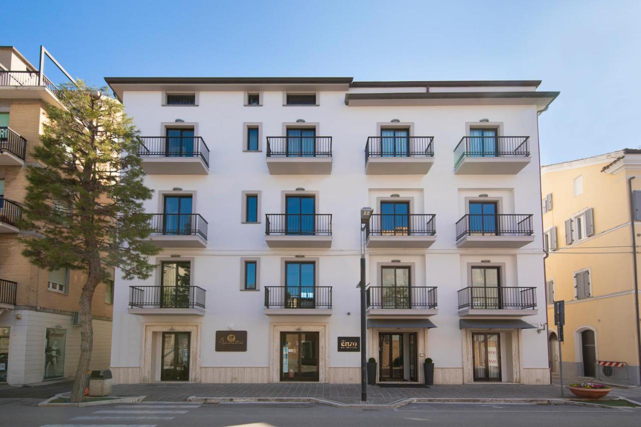 Hotel Enzo Porto Recanati Extérieur photo