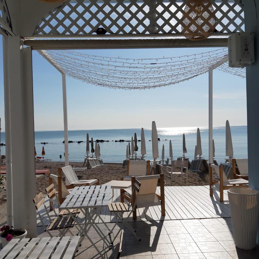 Hotel Enzo Porto Recanati Extérieur photo