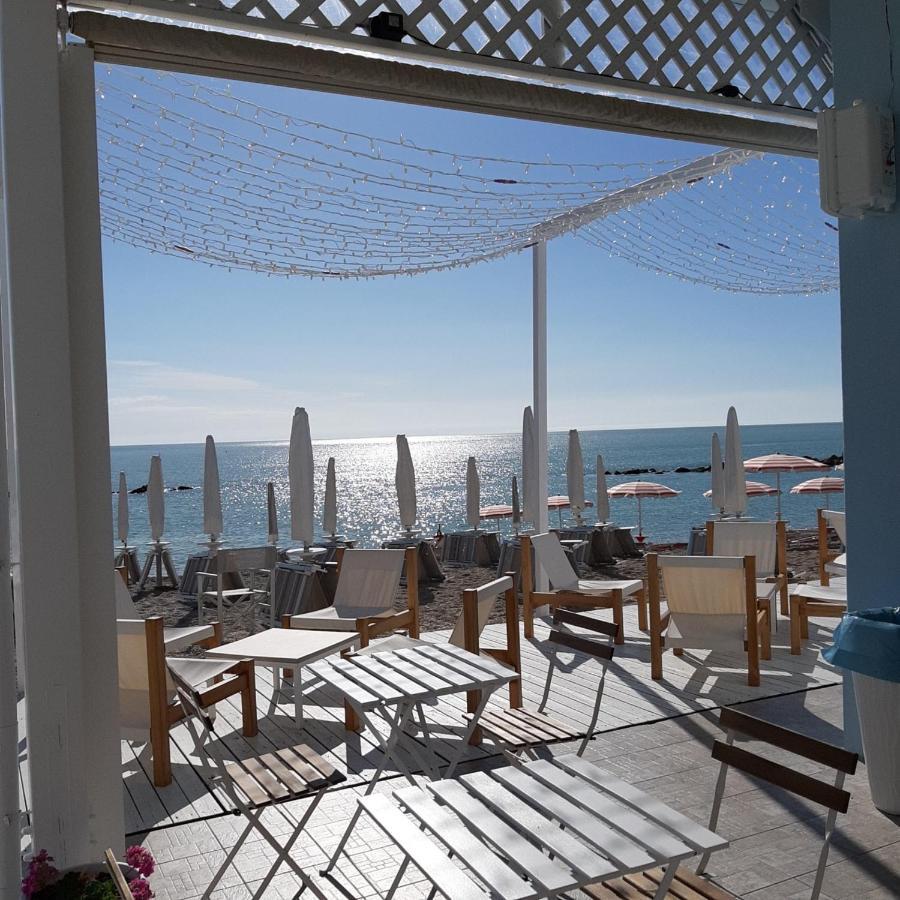 Hotel Enzo Porto Recanati Extérieur photo