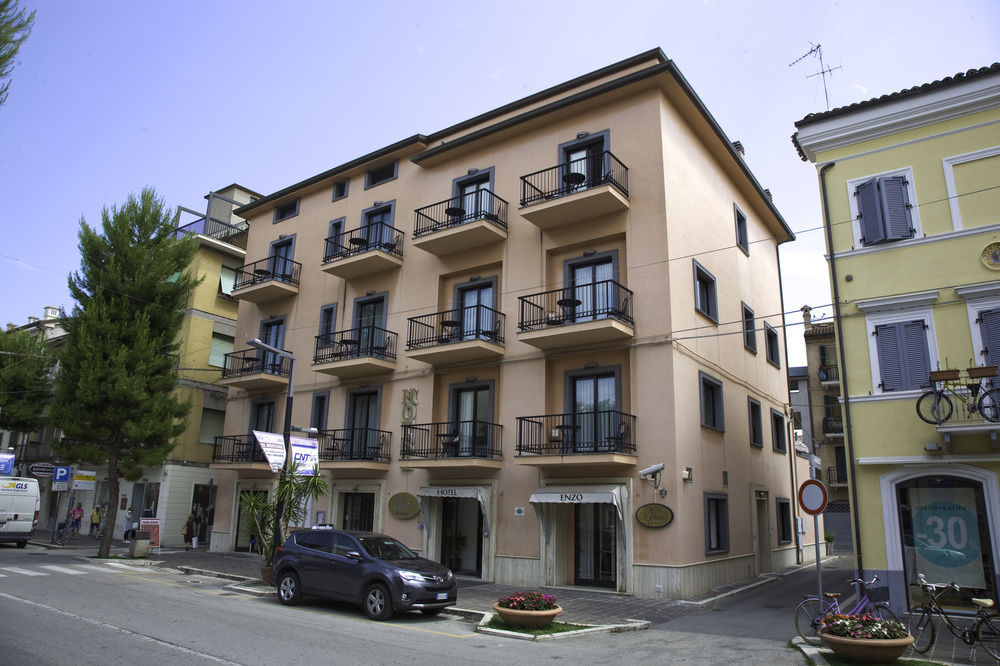 Hotel Enzo Porto Recanati Extérieur photo