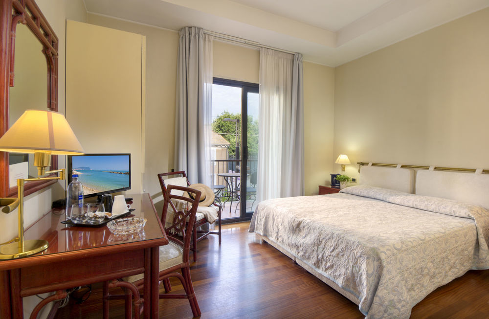 Hotel Enzo Porto Recanati Extérieur photo